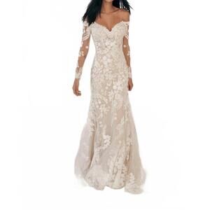 NEW MADISON JAMES floral lace appliques romantic bridal dress in white